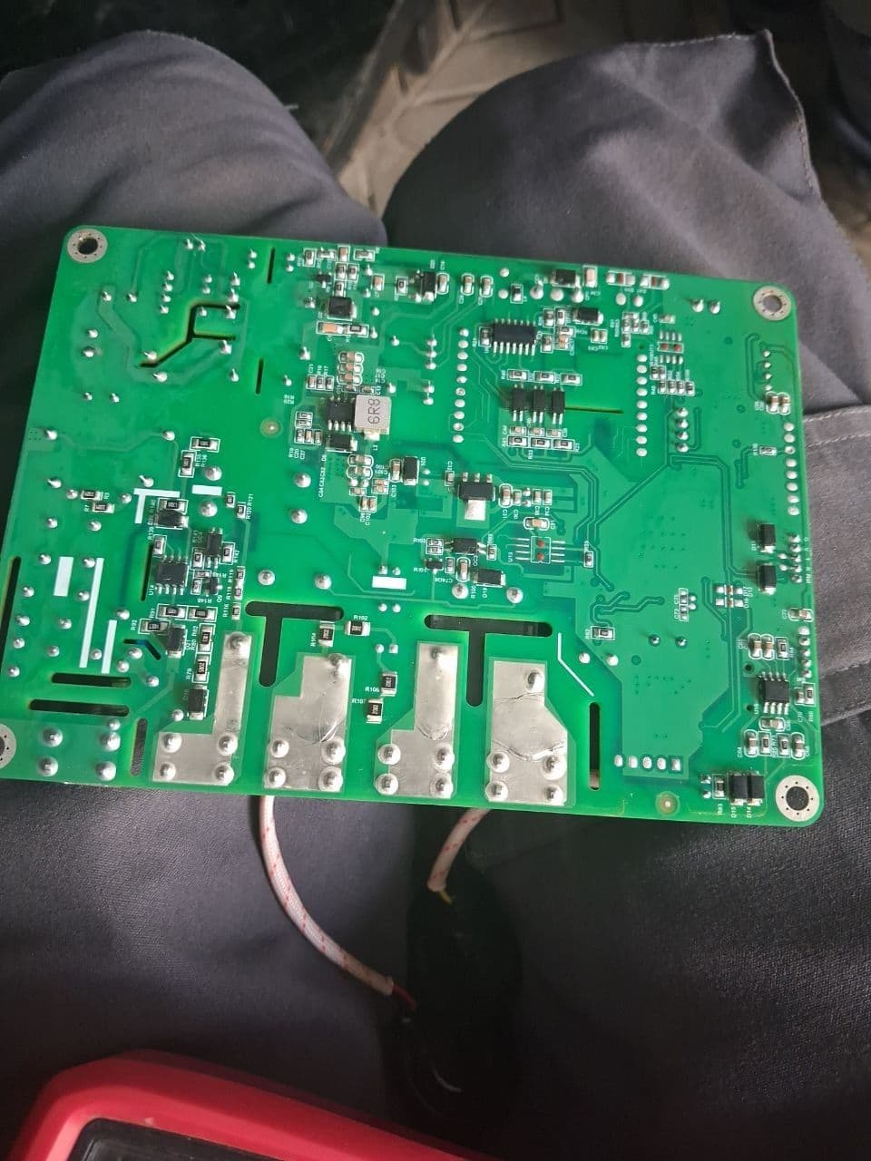 Charger main board - component-level diagnosis