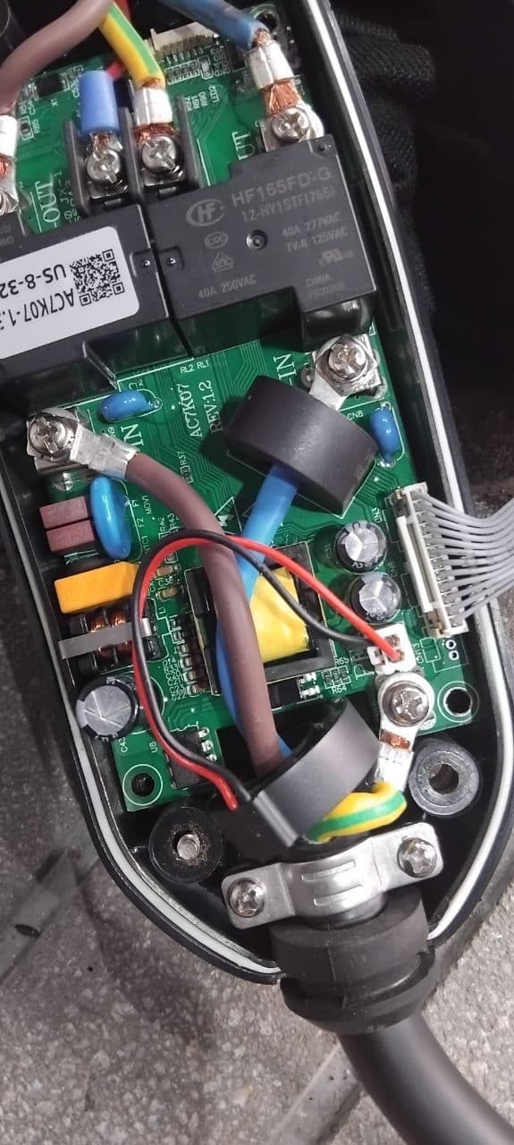 Power-stage board with EMI filtering