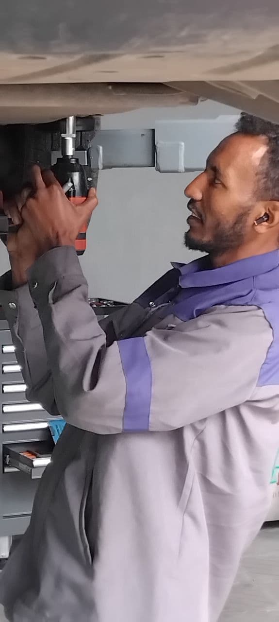 Close work on module terminals