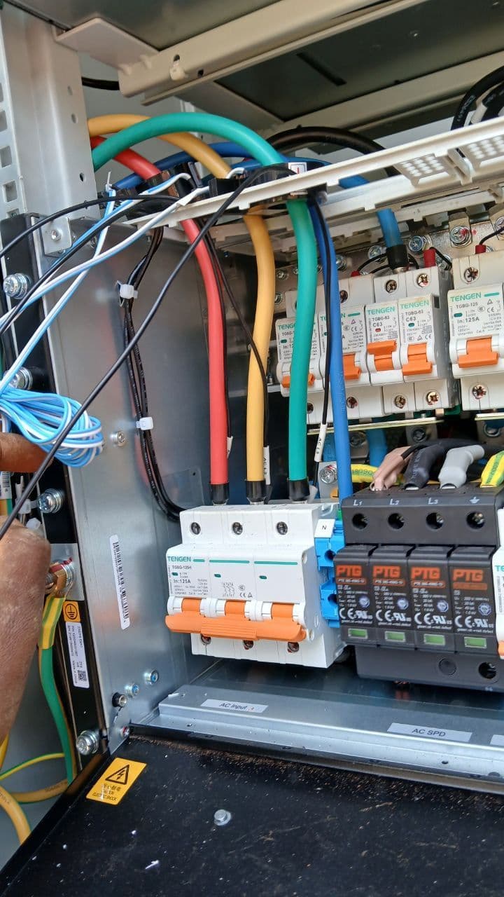 Rectifier wiring - colour-coded runs